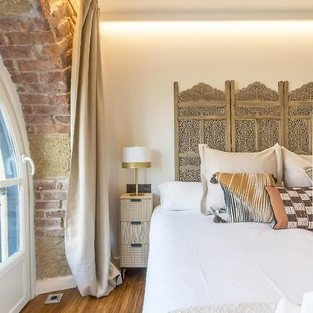 Ria Ac By Staynnapartments * Bilbau